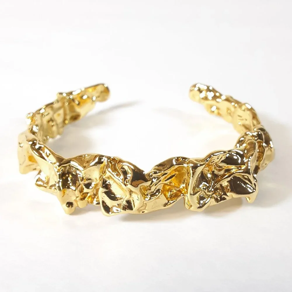 AMBER SCEATS 24K GOLD PLATED EMERY ADJUSTABLE CUFF BRACELET BRAND NEW - Picture 2 of 9